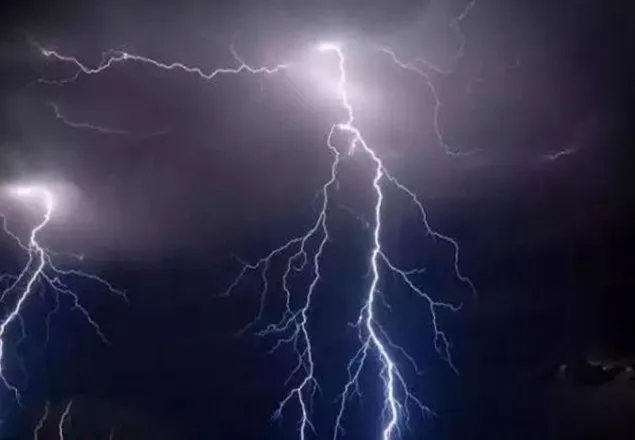 সুনামগঞ্জে বজ্রপাতে বাবা-ছেলের মৃত্যু
