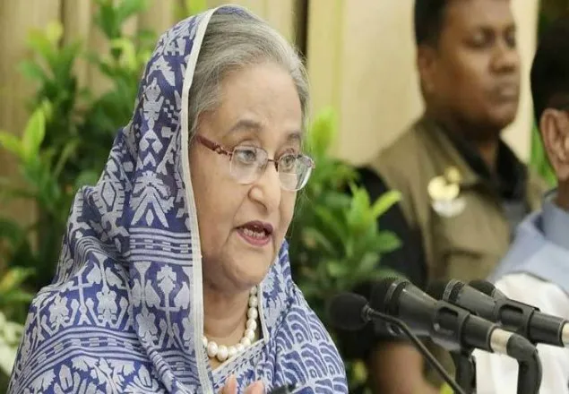 উন্নয়ন অব্যাহত রাখতে ডিসিদের আন্তরিক হতে হবে: প্রধানমন্ত্রী