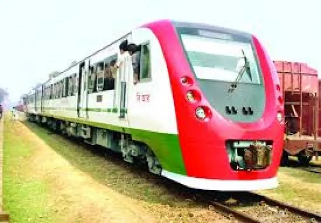 ডেমু ট্রেন না কেনার নির্দেশ প্রধানমন্ত্রীর