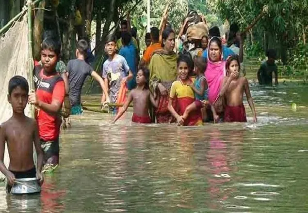 সিরাজগঞ্জে ৫ হাজার বাড়ি প্লাবিত