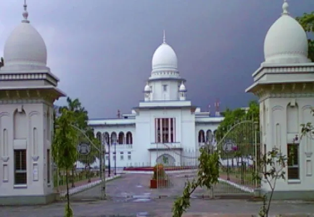 ‘বালিশকাণ্ড’ নিয়ে সরকারের পদক্ষেপ জানতে চান হাইকোর্ট