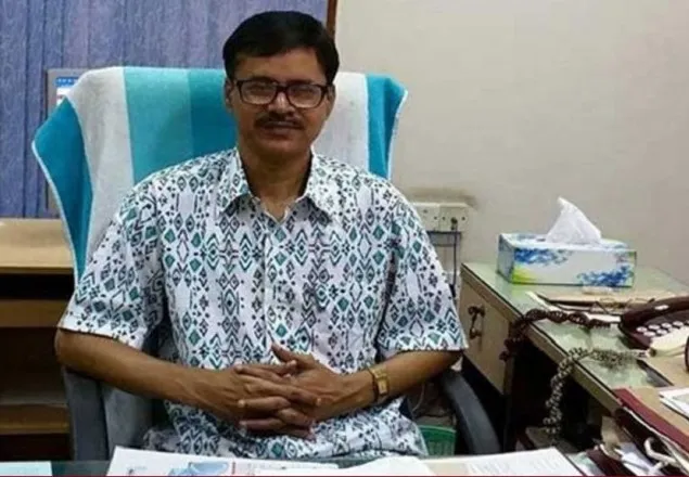 দুদক কর্মকর্তা বাছির গ্রেফতার  