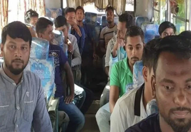 চসিক উপ-নির্বাচনে বাসভর্তি বহিরাগত আটক