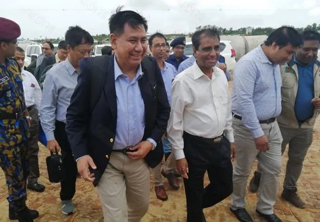 রোহিঙ্গা ক্যাম্পে মিয়ানমারের প্রতিনিধিরা