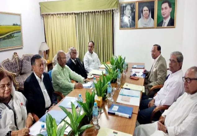 গুলশানে বিএনপির বৈঠক চলছে