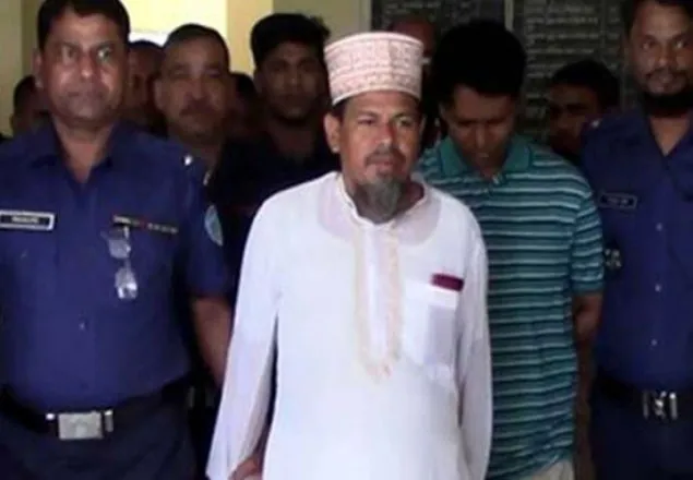 নুসরাতকে নিপীড়নের মামলায় অধ্যক্ষ সিরাজের বিচার শুরু