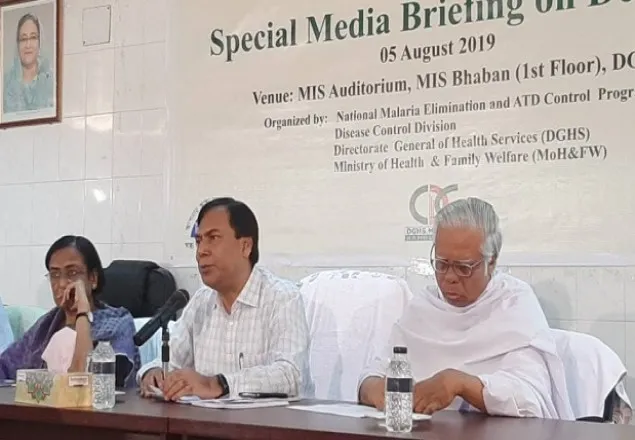 রাস্তায় ধোঁয়া দিয়ে এডিস মশা নিধন অকার্যকর: ডব্লিউএইচও বিশেষজ্ঞ