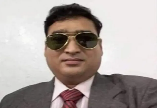 এসআইর নির্যাতনে কানের পর্দা ফাটল দপ্তরীর