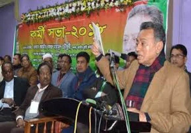 দেশ চালাতে ব্যর্থ হয়ে এখন গুজবের বাহানা: আমির খসরু