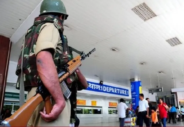 ১৯ বিমানবন্দরে চূড়ান্ত সতর্কতা জারি ভারতের