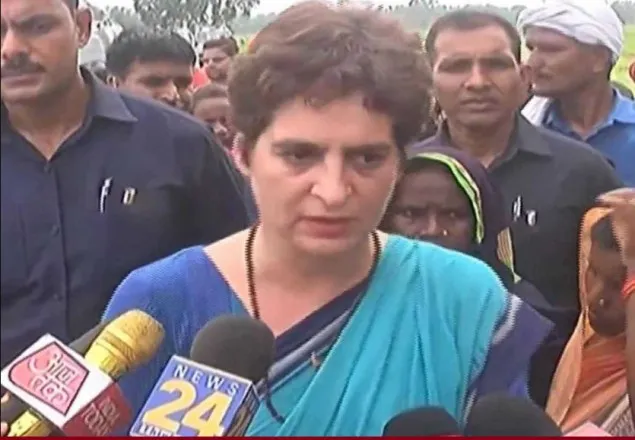 অসাংবিধানিক পথে কাশ্মীরের স্বায়ত্তশাসনের মর্যাদা বাতিল: প্রিয়াঙ্কা গান্ধী
