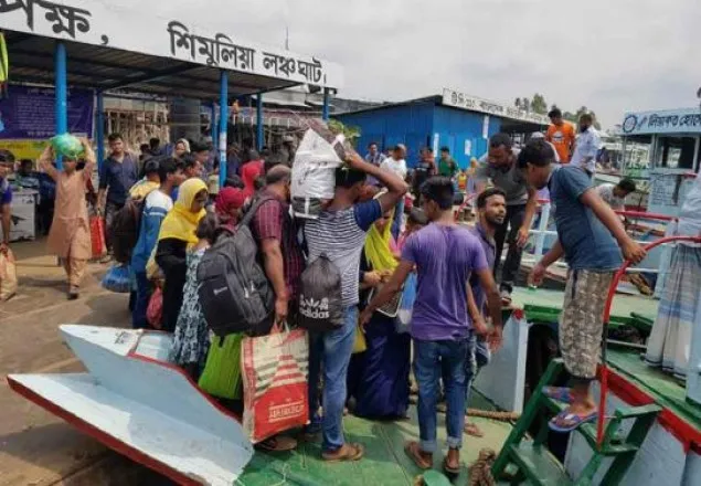 ২৩ ঘণ্টা পর শিমুলিয়া-কাঁঠালবাড়ি নৌরুটে লঞ্চ চলাচল শুরু