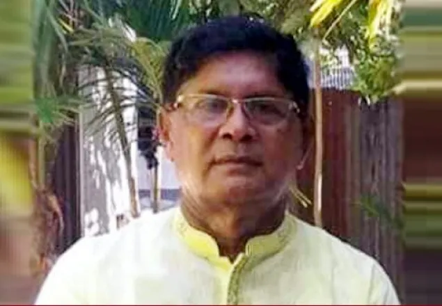 ট্রাক চাপায় দেবিদ্বার বিএনপির সভাপতি ও নাতনি নিহত