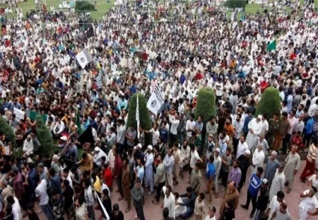  কাশ্মীরে বিক্ষোভের ঘটনা স্বীকার করলো ভারত, বিক্ষোভকারীদের ওপর গুলি অস্বীকার