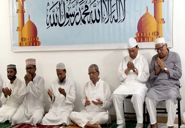 খালেদা জিয়ার জন্মদিনে দেশবাসীর কল্যাণ কামনায় দোয়া