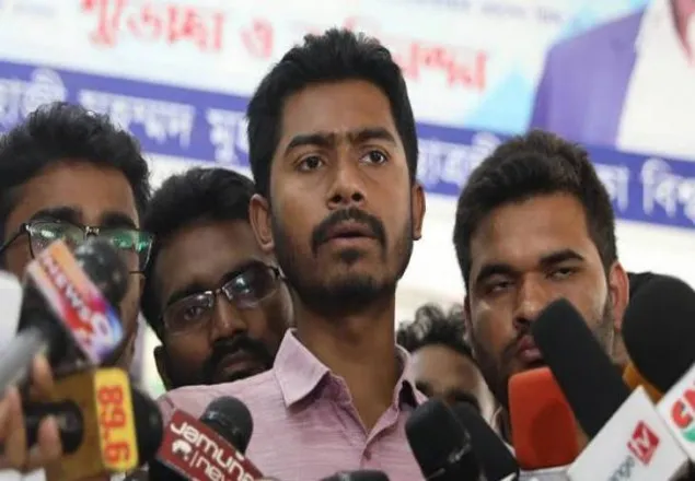 জীবনের নিরাপত্তা চেয়ে প্রধানমন্ত্রীর হস্তক্ষেপ কামনা ভিপি নূরের
