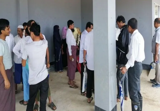 প্রত্যাবাসনের লক্ষ্যে রোহিঙ্গাদের মতামত নেয়া হচ্ছে