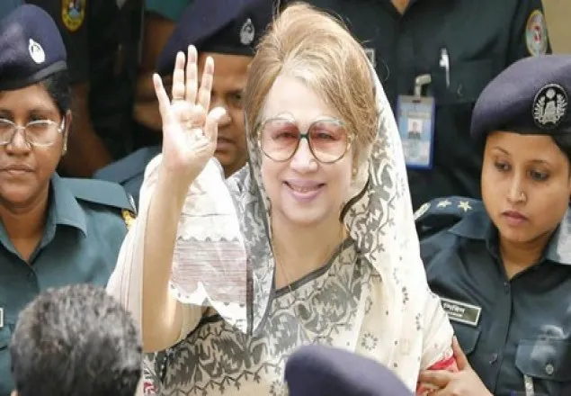 কুমিল্লার মামলায় খালেদা জিয়ার জামিন বাড়ল এক বছর