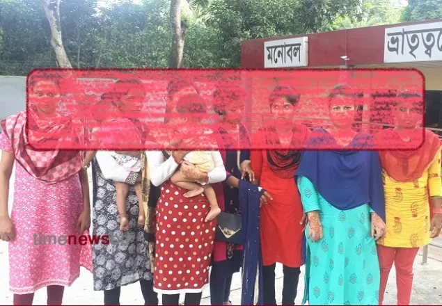 ভারতে পাচার ৮ নারীকে ইমিগ্রেশন পুলিশের কাছে হস্তান্তর