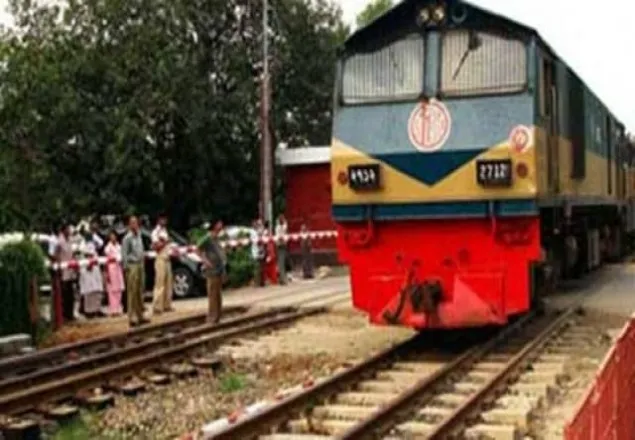 কুমিল্লায় ট্রেনে কাঁটা পড়ে দুই শিক্ষার্থী নিহত