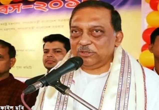 আপনাদের পাশে পুলিশ ভাইয়েরা আছেন: ইসকন মন্দিরে স্বরাষ্ট্রমন্ত্রী