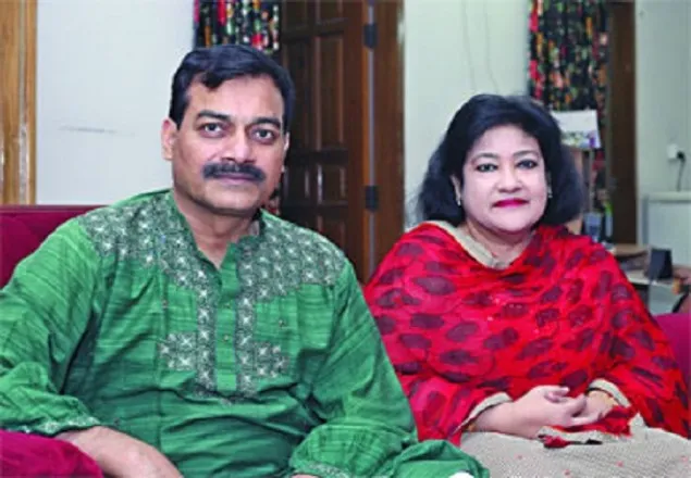 এবার প্লট চেয়ে আবেদন করেন পাপিয়া
