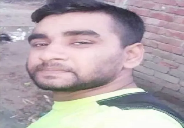 আটদিন ধরে স্কুলছাত্রীকে আটকে রেখে ধর্ষণ করলো ছাত্রলীগ নেতা