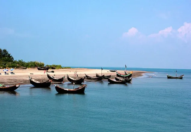 নিঝুম দ্বীপে মাছভর্তি ট্রলারসহ জেলে অপহরণ