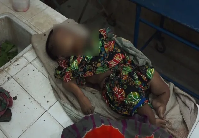 সৎ পিতার ছুরিকাঘাতে প্রতিবন্ধী মেয়ের মৃত্যু