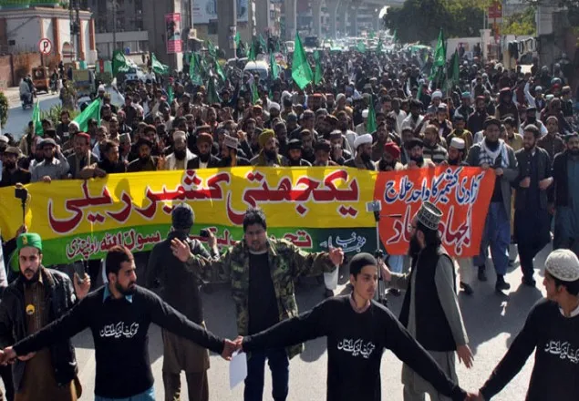কাশ্মীরিদের সমর্থনে পাকিস্তানে আজ দেশব্যাপী বিক্ষোভ