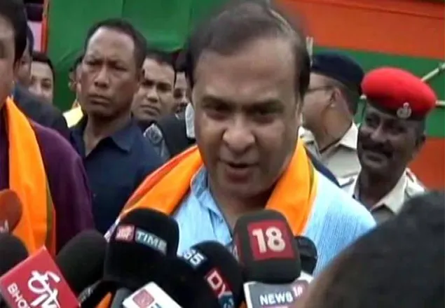 আসাম নাগরিকত্ব তালিকায় আস্থা নেই মন্ত্রী-রাজনৈতিক নেতাদের!