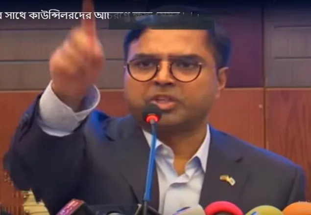 সাংবাদিকদের নিয়ে বাজে মন্তব্য, কাউন্সিলরদের মেয়রের ধমক