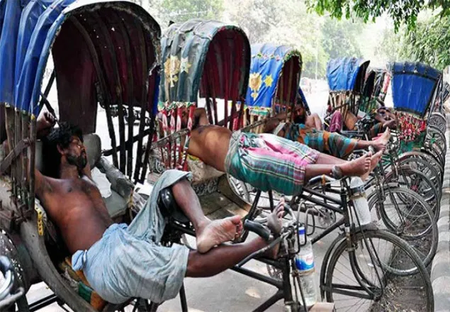 গরমে অতিষ্ঠ জনজীবন, বৃষ্টির অপেক্ষায়
