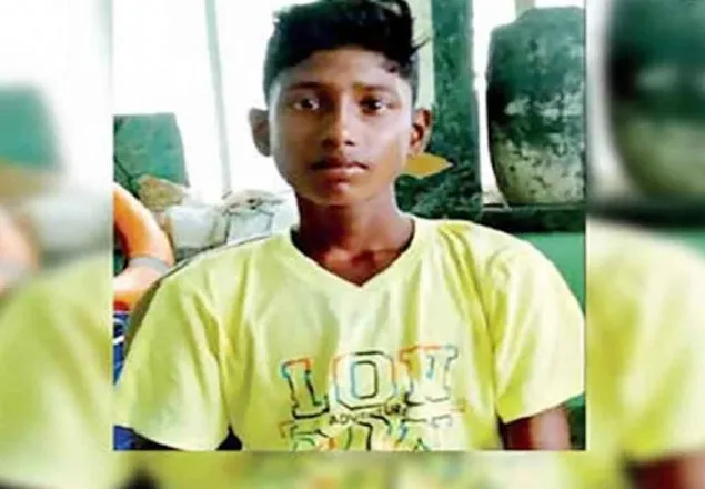 লুঙ্গি ফুলিয়ে ৫ দিন সমুদ্রে ভেসেছিলো ইমরান