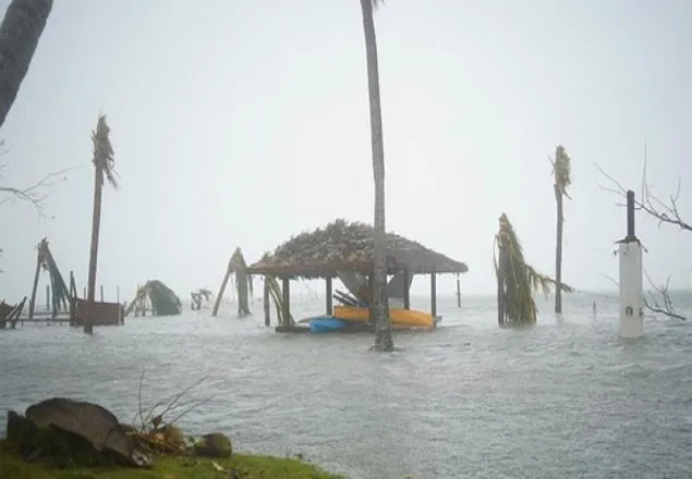 বাহামায় ঘূর্ণিঝড় ডোরিয়ানের তাণ্ডবে নিহত ৫, ১৩ হাজার ঘরবাড়ি বিধ্বস্ত