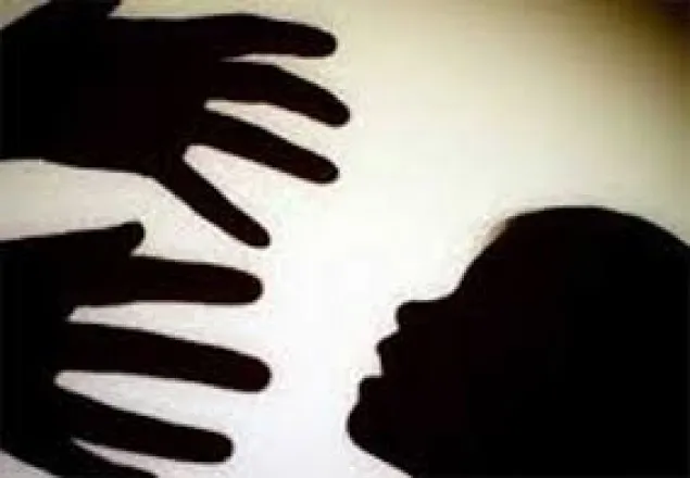 জয়পুরহাটে প্রথম শ্রেণির ছাত্রীকে গণধর্ষণ