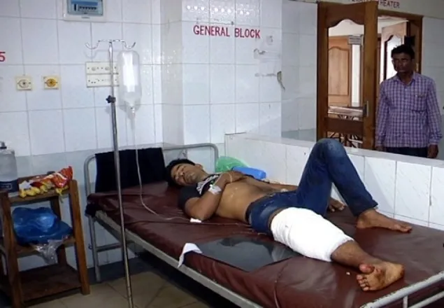 মা-মেয়েকে ধর্ষণ মামলার আসামি গুলিবিদ্ধ