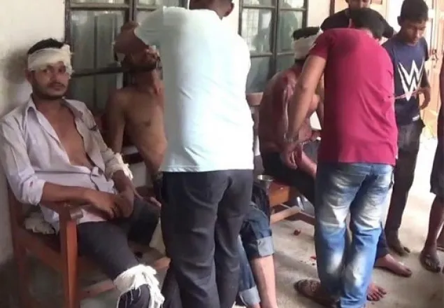 মুন্সীগঞ্জে কাভার্ডভ্যানে বাসের ধাক্কায় নিহত ২, আহত ৪৫