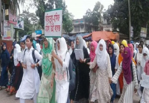 ভোলায় বাসের চাকায় পিষ্ট হয়ে স্কুল ছাত্র নিহত