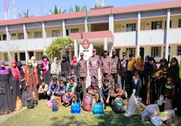 টেকনাফে মালয়েশিয়াগামী নারী-শিশুসহ ১৬ রোহিঙ্গা আটক