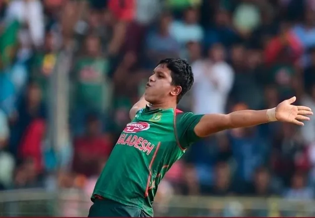 ব্যাটিং বিপর্যয়ে আফগানিস্তান 