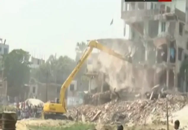 তুরাগ তীরে উচ্ছেদ অভিযান