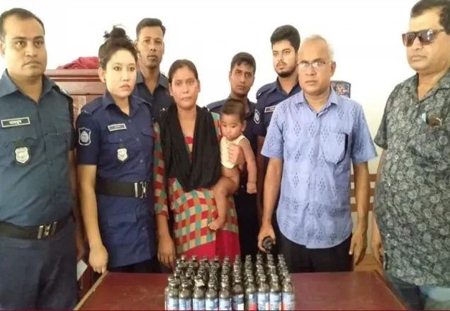 পলাশবাড়ীতে ৬৫ বোতল ফেন্সিডিল উদ্ধার, মাদক ব্যবসায়ীর স্ত্রী আটক