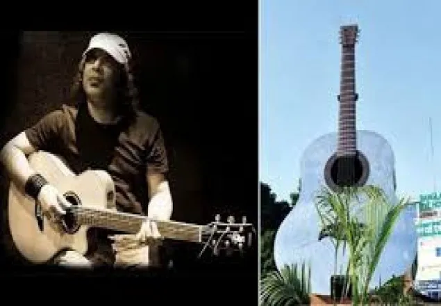  আ্ইয়ুব বাচ্চু চত্বরে উদ্বোধন হলো ‘রূপালী গিটার’