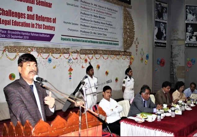 আইনের সংস্কার ছাড়া শান্তি প্রতিষ্ঠা সম্ভব নয়: ইবি উপাচার্য