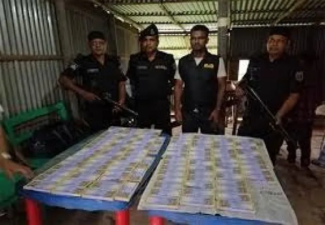 আশুলিয়ায় কোটি টাকার জাল নোটসহ ২ ব্যবসায়ী আটক