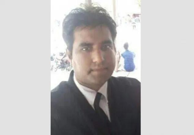 কিশোরগঞ্জে বাসচাপায় আইনজীবী নিহত