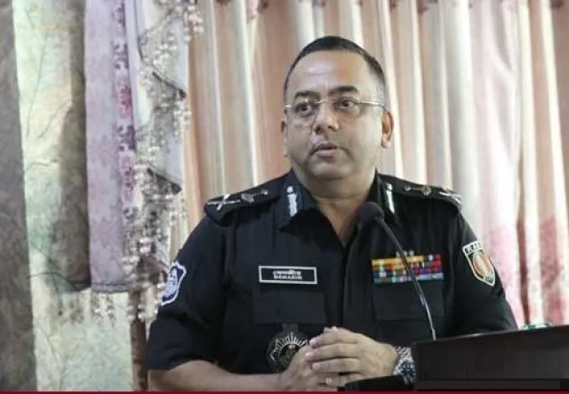 ইমামদের বেতন দেয়ার ক্ষমতা সরকারের আছে: র‌্যাবপ্রধান