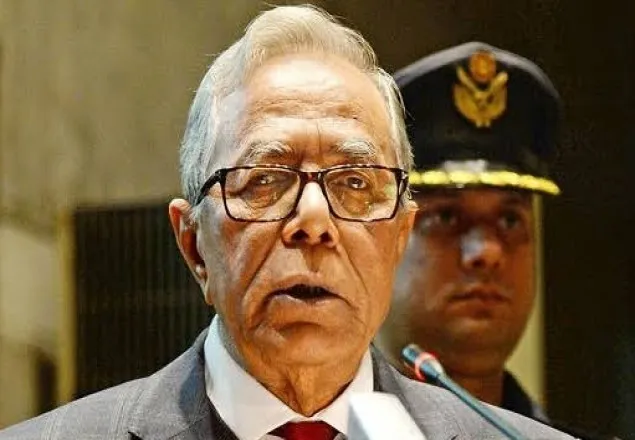 নৌবাহিনীকে যুগোপযোগী প্রশিক্ষণ দিতে সর্বোচ্চ গুরুত্ব দিচ্ছে সরকার: রাষ্ট্রপতি 
