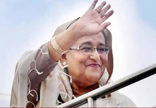 নয়াদিল্লির পথে প্রধানমন্ত্রী